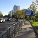 Билборд 3х6 по аддресу  Ленинградское шоссе напротив д. 57, автостоянка у ТЦ «Находка», Выборг, Ленинградская область, 188800.